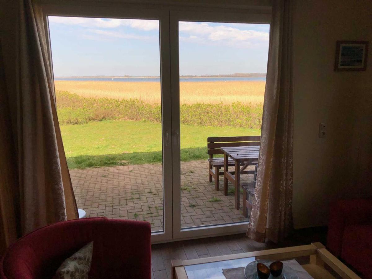 Ferienhaus Boddenblick Und Kranich Vieregge Luaran gambar